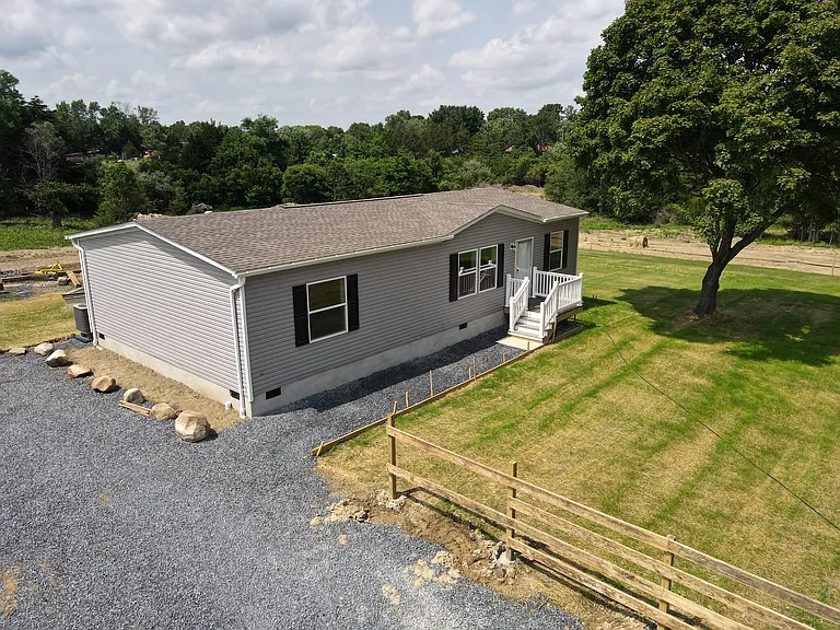 343 Sherando Ln — Photo 1