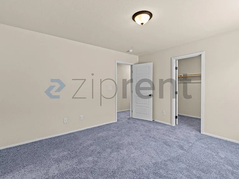 4519 Sapphire Moon Ave — Photo 19