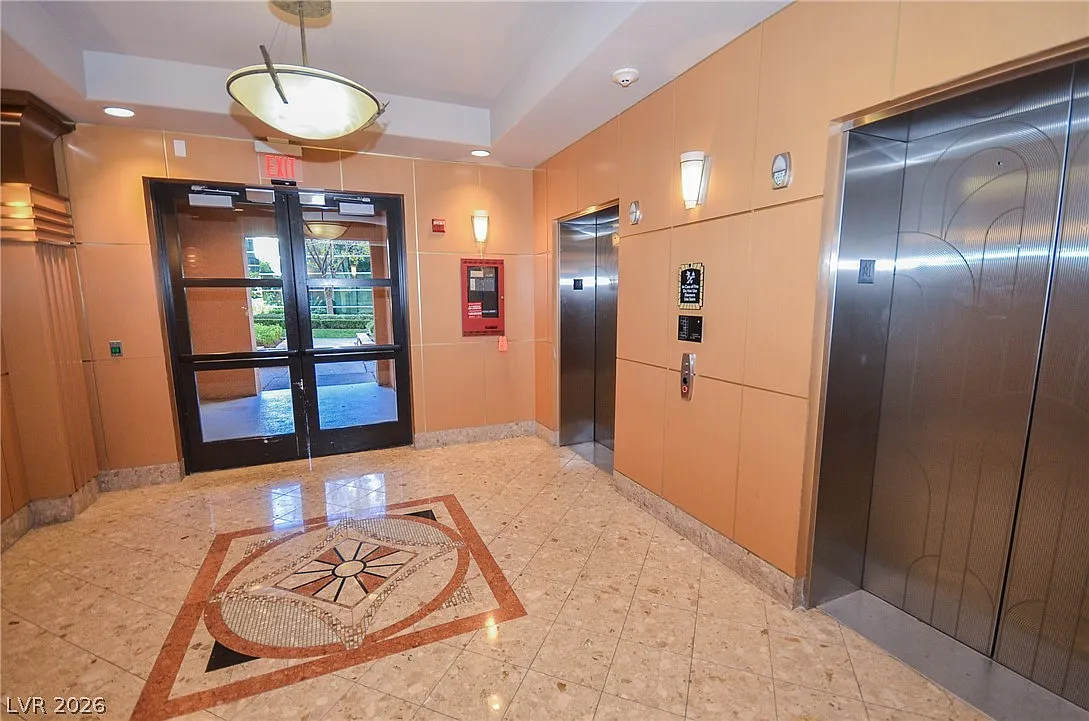 68 E Serene Ave — Photo 3