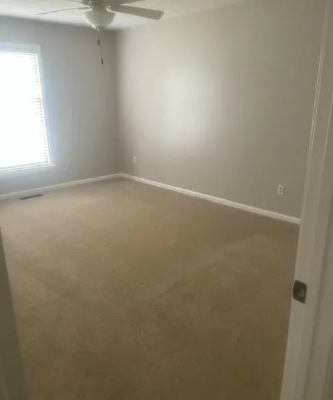702 Beaver Park — Photo 11