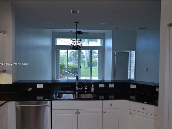 4th image of 8160 Madison Lakes Cir N #8160