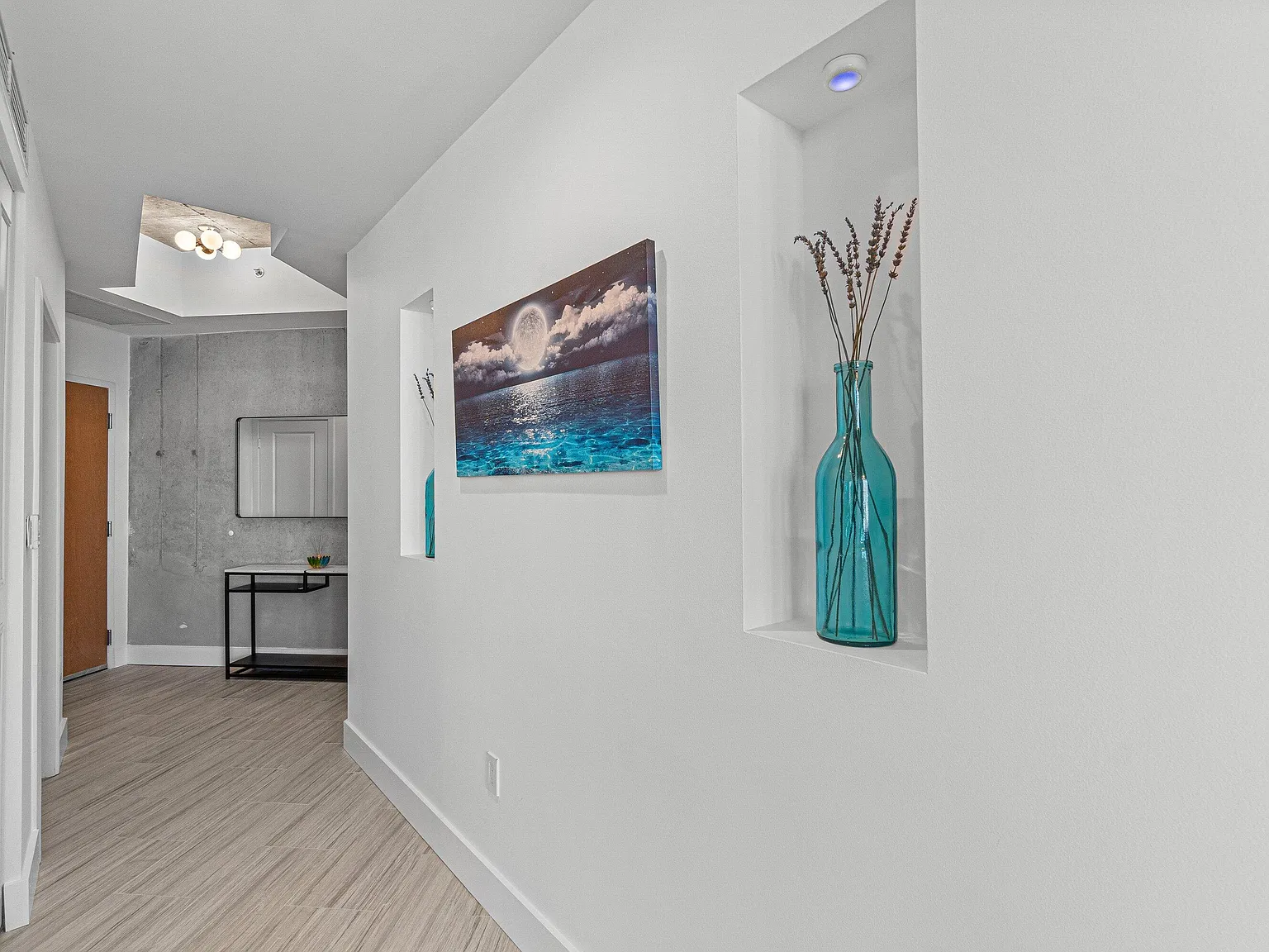 3 bed, 2.0 bath, 1188 sqft, $4,500 — Photo 4