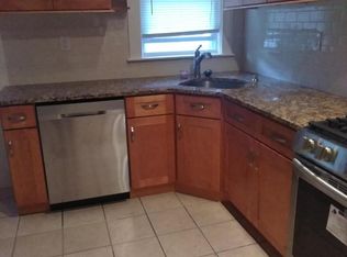 146 Central Ave APT 3, Hyde Park, MA 02136