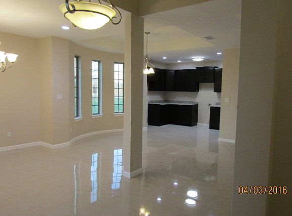 5th image of 7220 Lago Viejo