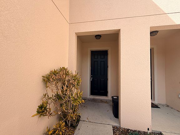 4th image of 10630 Regent Square Dr