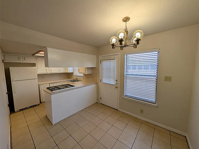 7800 Northcrest Blvd #204 — Photo 7