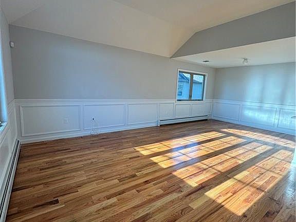 3rd image of 63 Holcomb Ave