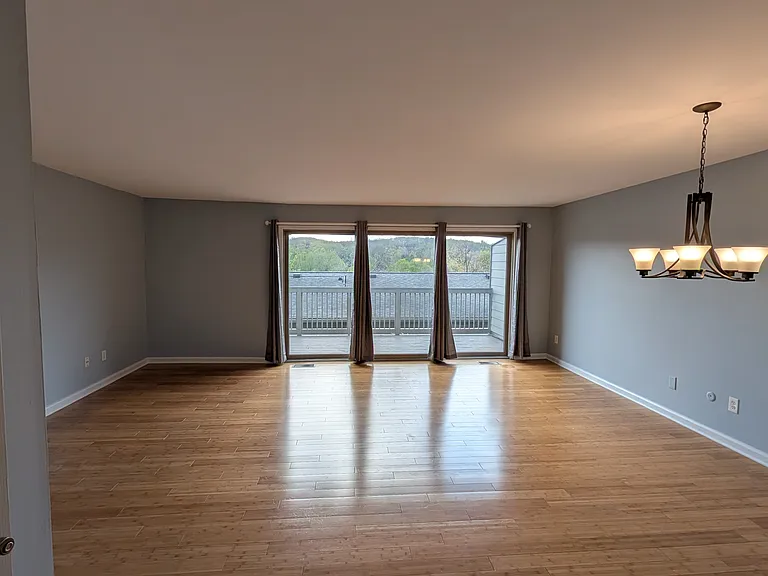 721 Skynob Dr — Photo 8