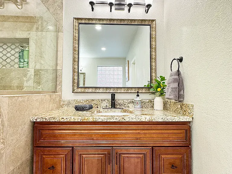 14587 Kelmscot Dr — Photo 36