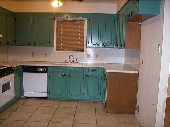 5th image of 553 Wilkinson St