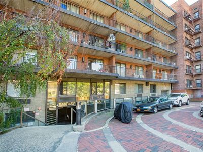 143-50 Barclay Ave #2E, Flushing, NY, 11355