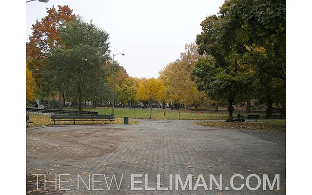 Sold by Douglas Elliman | media 10
