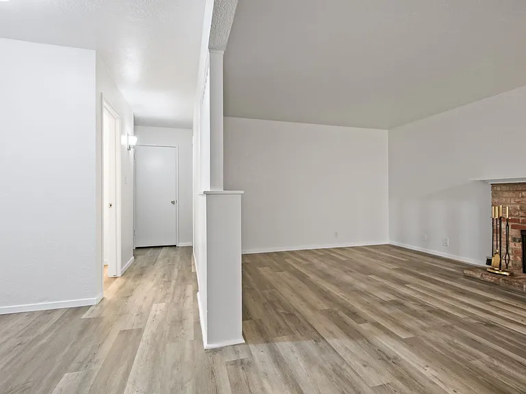 7719 Alexandria Pl — Photo 16
