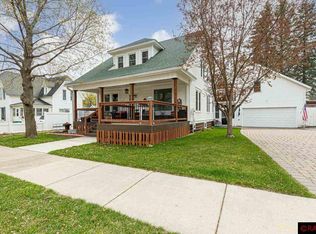 110 6th Ave NE, Waseca, MN 56093