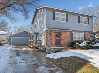 4414 63rd St, Urbandale, IA 50322