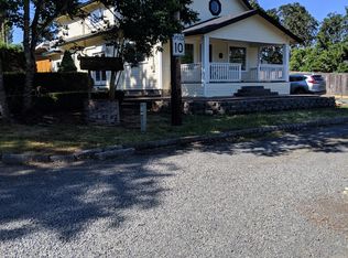 688 Fern Way, Springfield, OR 97478