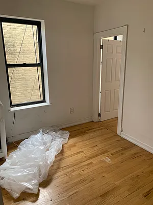 Rented by CITY SKYLINE REALTY INC | media 11