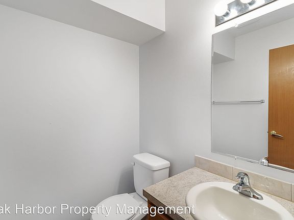 4th image of 1459 NW Elwha St APT 2