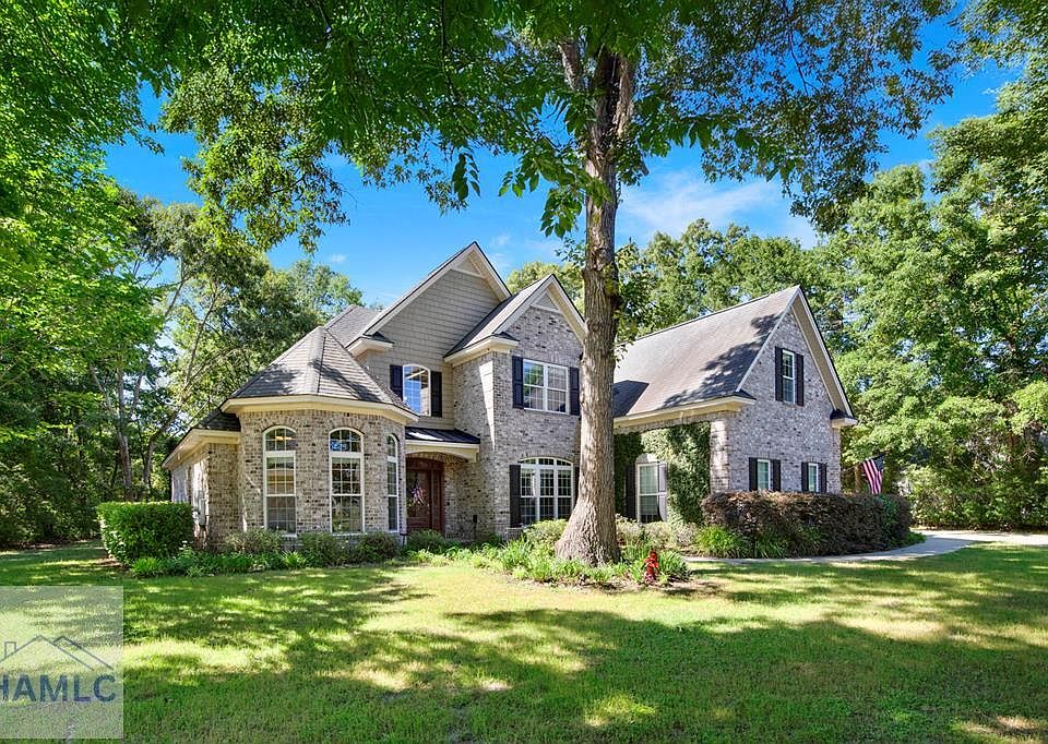 1st image of 195 Chastain Cir
