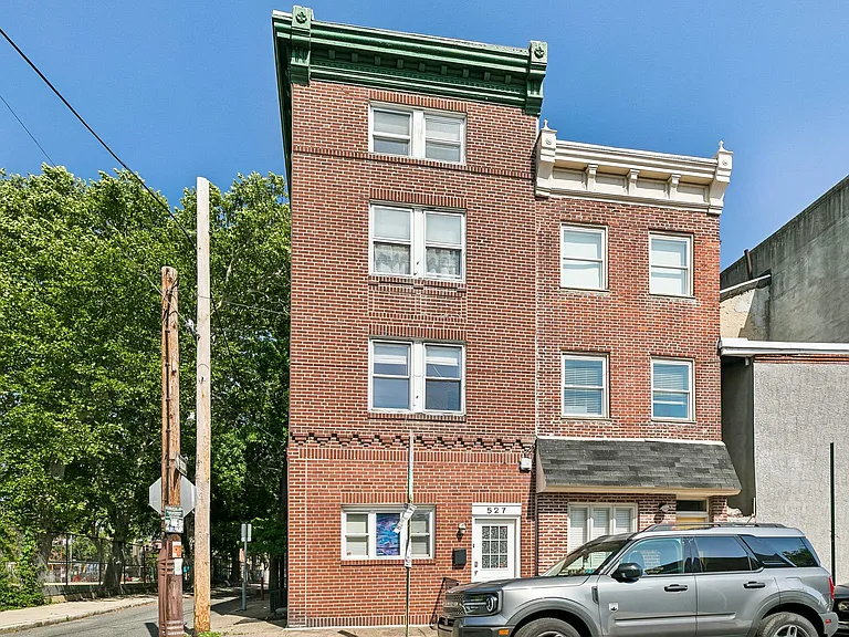 527 S 7th St — Photo 28