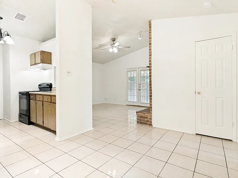 14442 Woods Hole Dr — Photo 11