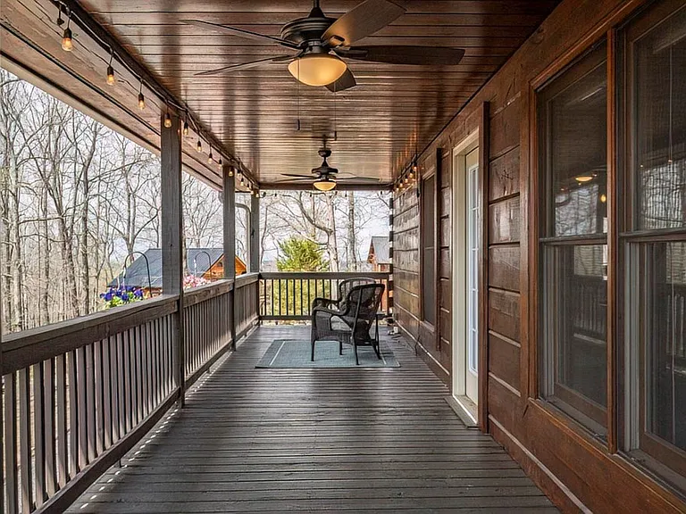 54 Henderson Ln — Photo 22