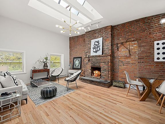 2nd image of 354 W 23rd St APT 4A