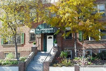 1st image of 1275 Clarkson St APT 16