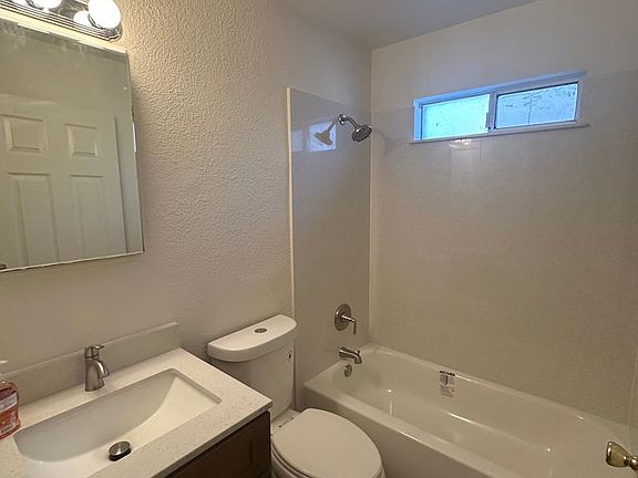 5th image of 22771 Twain Harte Dr APT 3