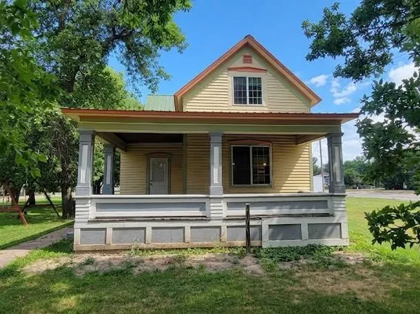 330 N Main St, Ipswich, SD 57451