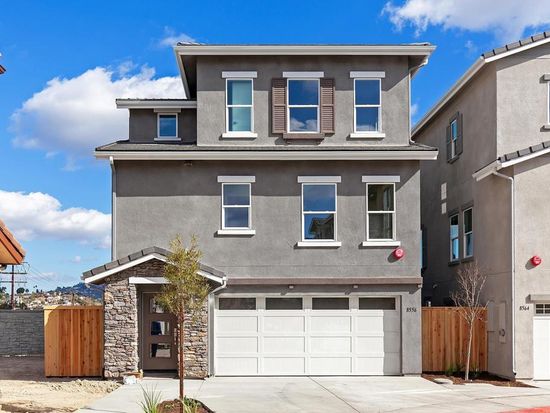 8556 Vista Azul Pl, Lemon Grove, CA 91945
