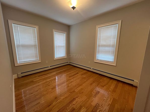 343 Main St #1