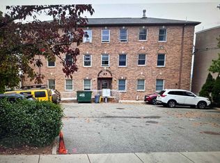 37 Bergen Blvd APT 4, Fairview, NJ 07022