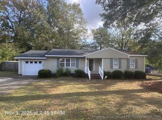 1005 Sandalwood Dr, Fayetteville, NC 28304