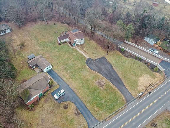 3rd image of 1145 Dutch Ridge Rd