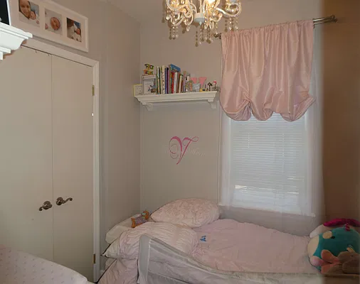 Sold by Century 21 Mizrahi Realty | media 47