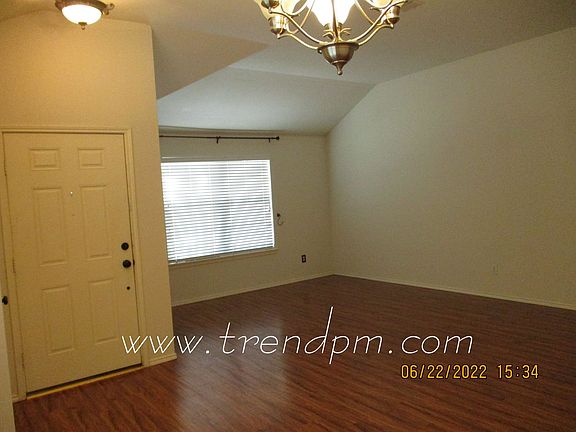 3rd image of 12132 Lamington Dr