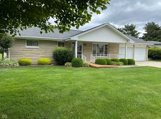 1862 N Old Orchard Dr, Seymour, IN 47274