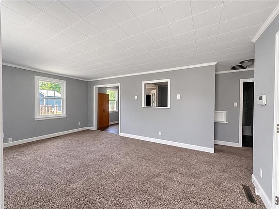 5th image of 630 Sterling St