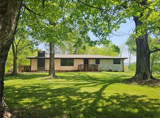 9351 Henderson Mountain Rd, Fairmount, GA 30139