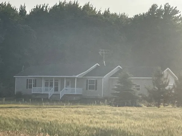 9968 N Bagley Rd, Saint Louis, MI 48880