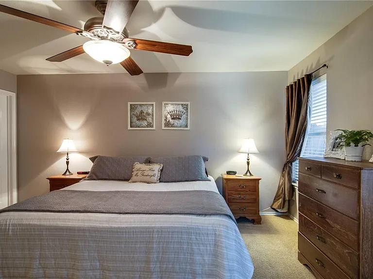 9920 Laurel Cherry Dr — Photo 2