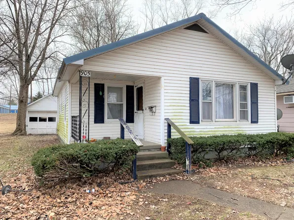 905 W 4th St, Mount Carmel, IL 62863