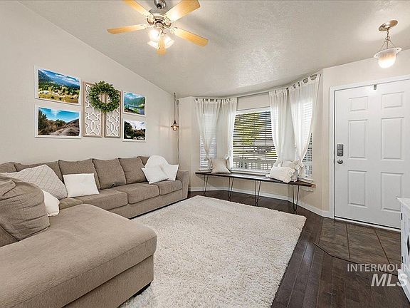 4th image of 14409 Raleigh Ct