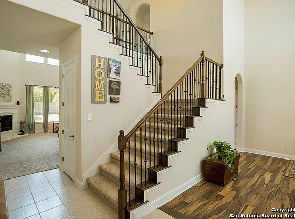 4th image of 13738 Meadowick Dr