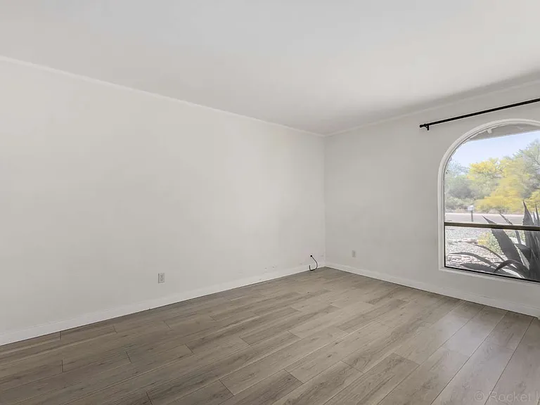 14053 N Hampstead Dr — Photo 60