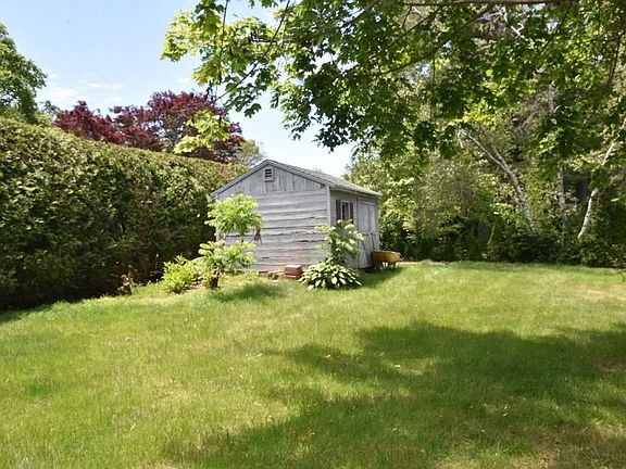 5th image of 28 Patrick H Quinn Dr