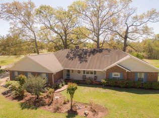 2347 Patricia Pl, Biloxi, MS 39532