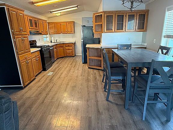 4th image of 4469 Birchwood Dr
