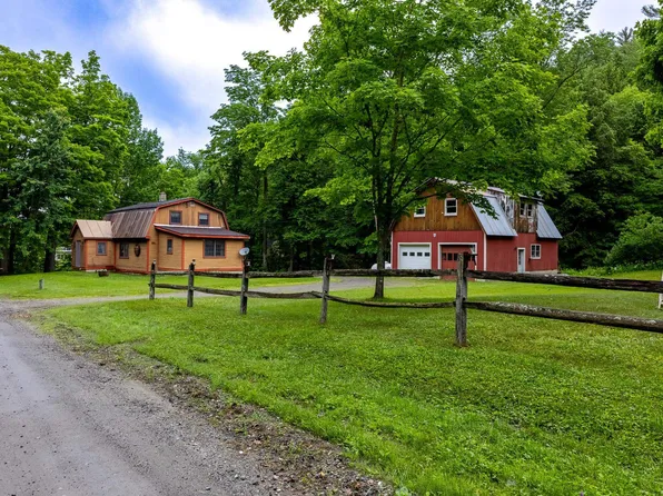 2411 Chateauguay Road, Barnard, VT 05031